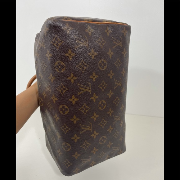 🎁LOUIS VUITTON 🎁
Monogram Speedy 30 - Picture 7 of 13